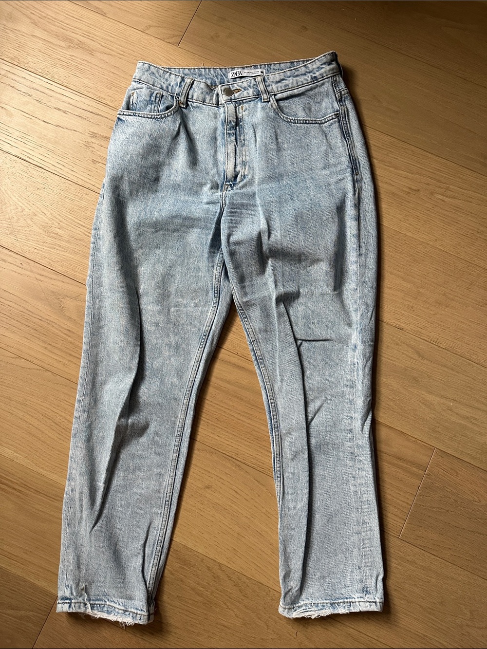 Zara Women's Straight Leg Jeans - Light Blue Wash